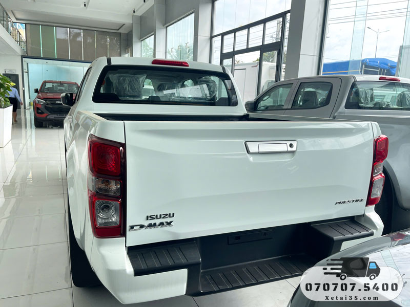 ISUZU D_MAX PRESTIGE 4X2 MT - Ảnh 8