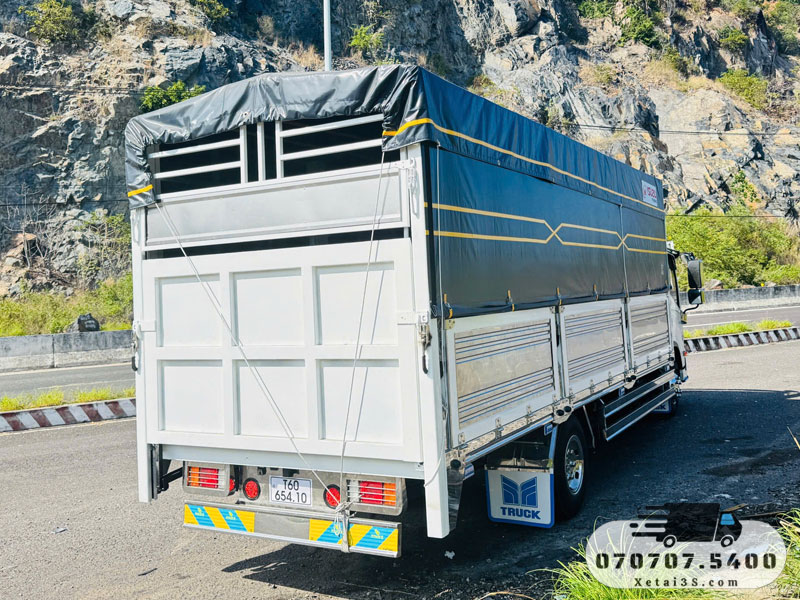 ISUZU NPR350 2.490 Tấn Thùng Mui Bạt - Ảnh 7