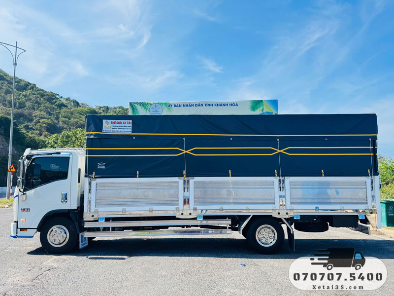 ISUZU NPR350 2.490 Tấn Thùng Mui Bạt - Ảnh 4
